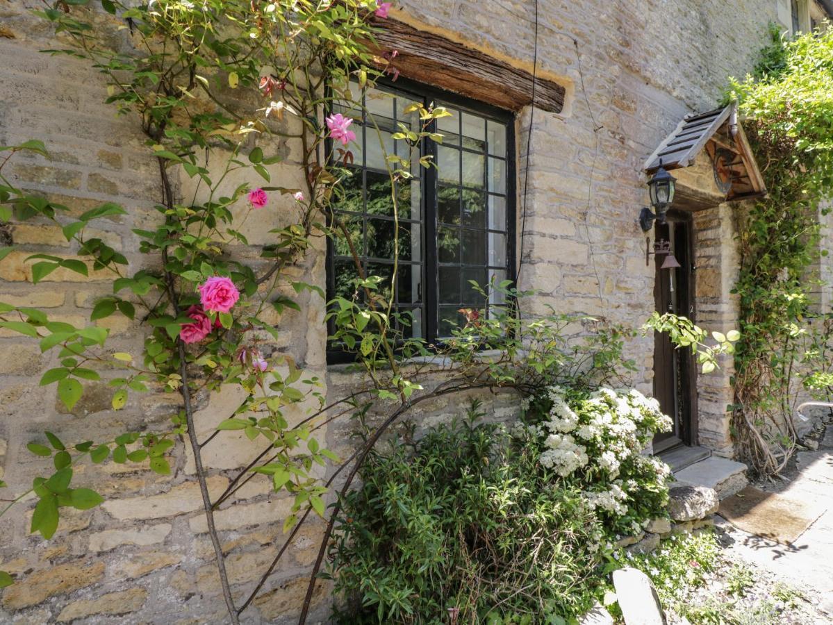 Fox Den Cottage Castle Combe Exterior photo